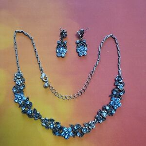 Floral Blue and Silver Necklace and Earring Set